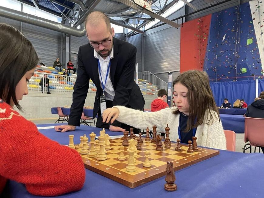 , REPORTAGE. À Lisieux, ce championnat d’échecs réunit les meilleurs jeunes joueurs de Normandie