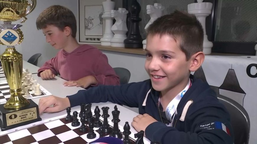 , À 8 ans, Alexis, jeune habitant de la Somme, est un joueur d&rsquo;échecs hors-pair
