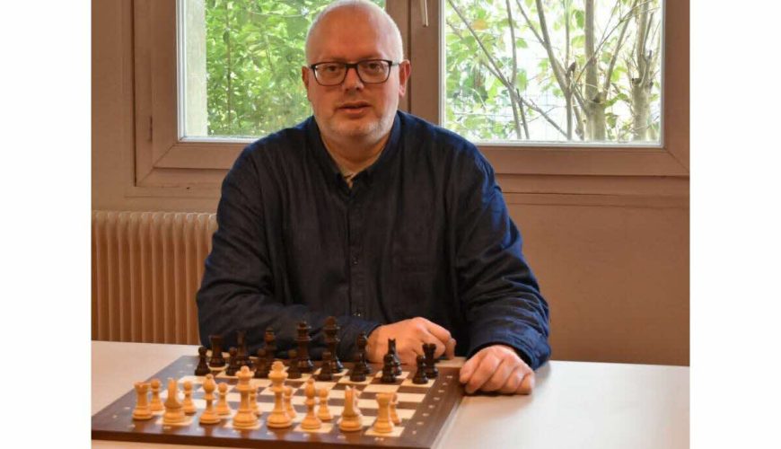 , Association Huningue : Hervé Perrin, un prof d’échecs qui avance ses pions