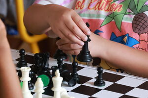 , Des élèves de maternelle d’Hérouville-Saint-Clair découvrent le jeu d’échecs